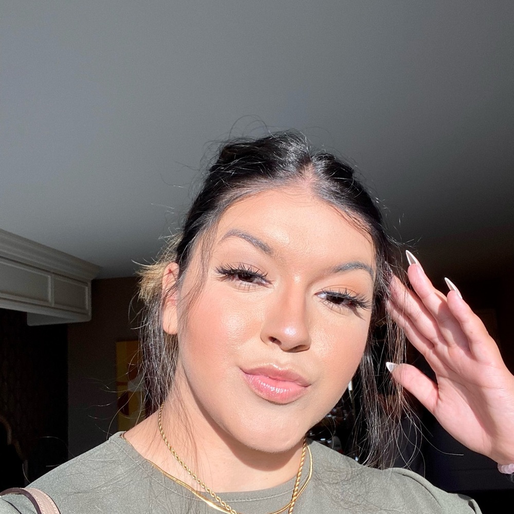 Meet your Posher, Gillian